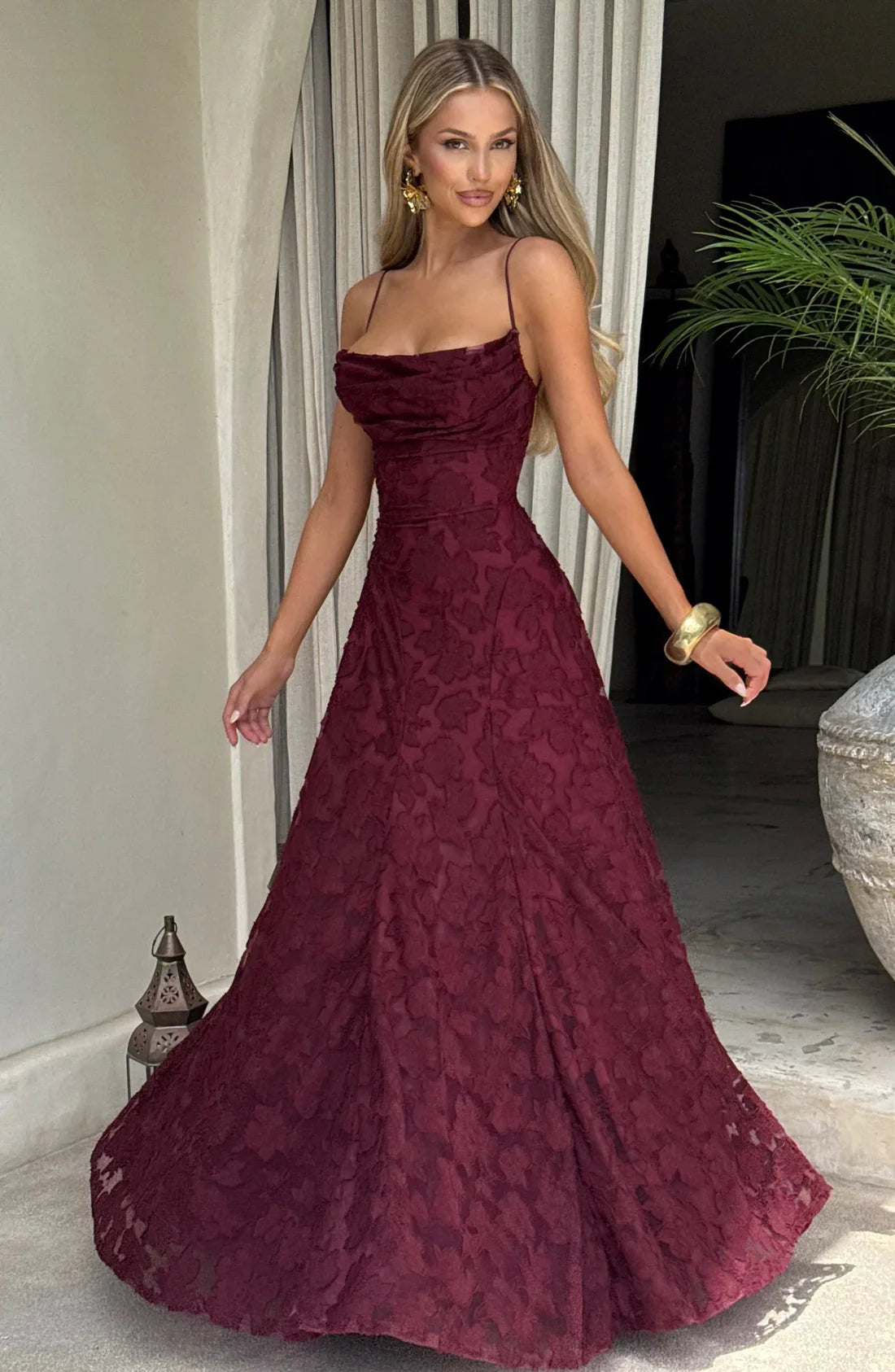 FRANCIS | Maxi Vestido con Silueta Elegante