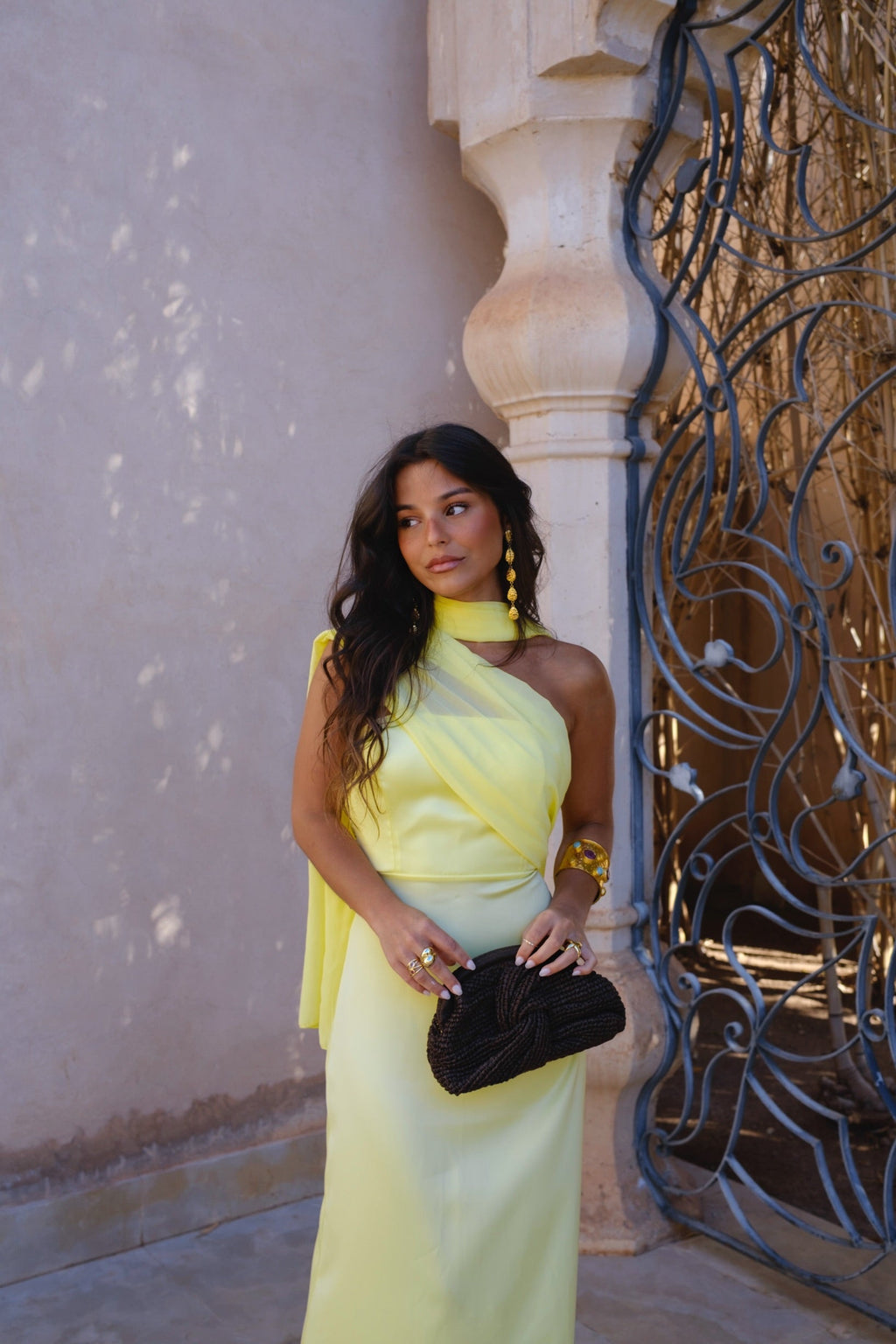 SOLEIL | Vestido Largo Halter con Capa Dorada