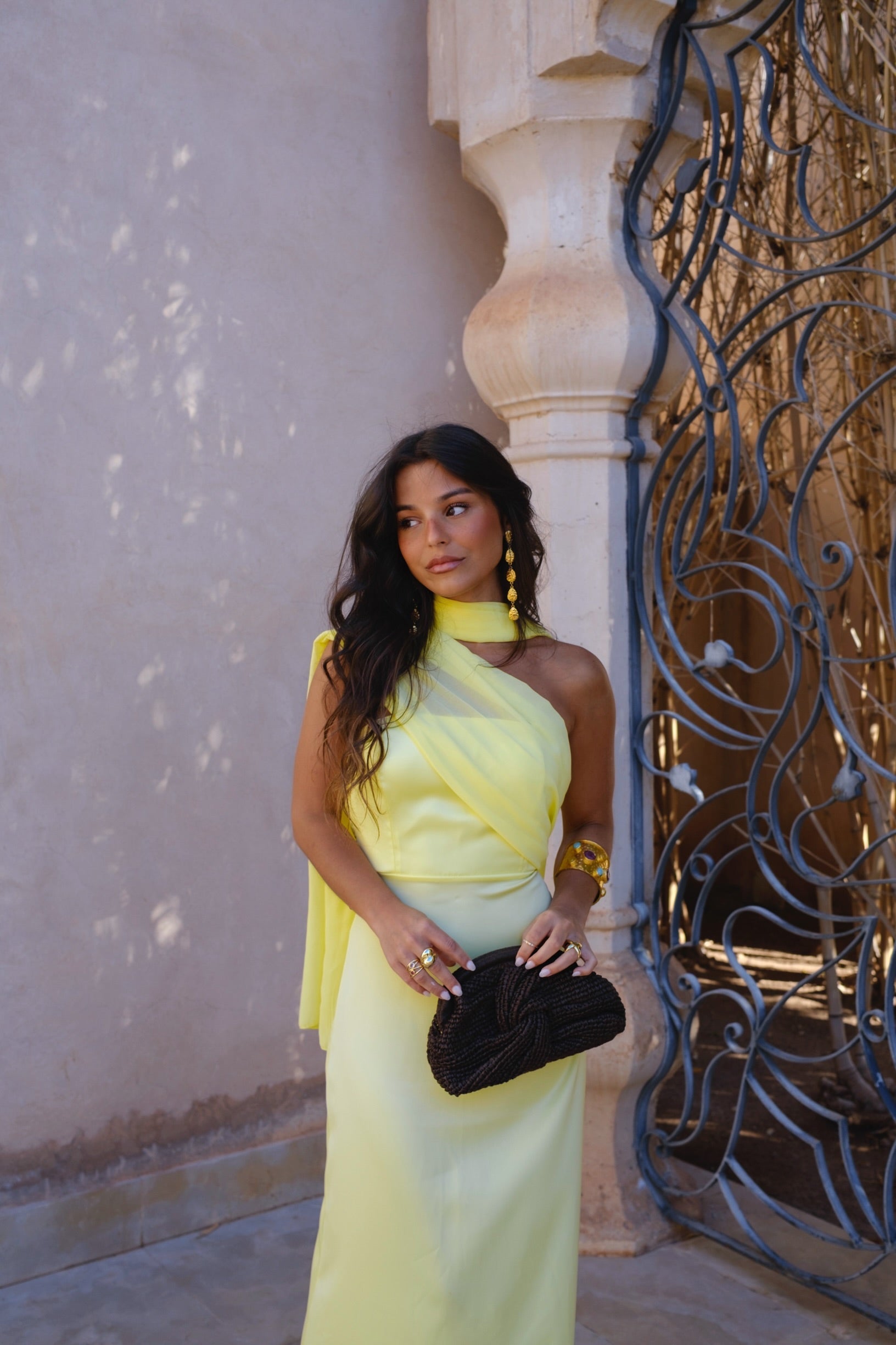 SOLEIL | Vestido Largo Halter con Capa Dorada