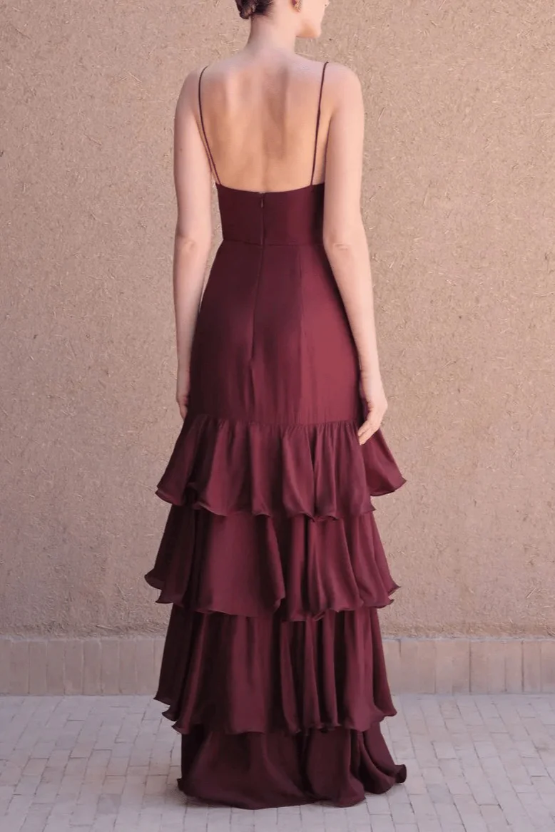 Vestido Burdeos Maxi Volantes en Capas